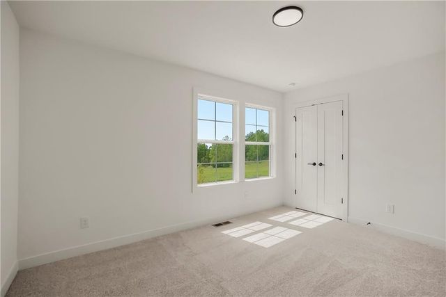 8485 Eagle Creek Drive, De Soto, KS 66018