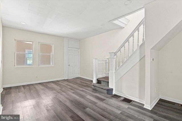 6070 UPLAND ST, Philadelphia, PA 19142