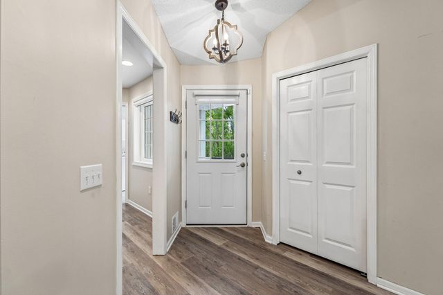 18523 Orchard Trail, Lakeville, MN 55044