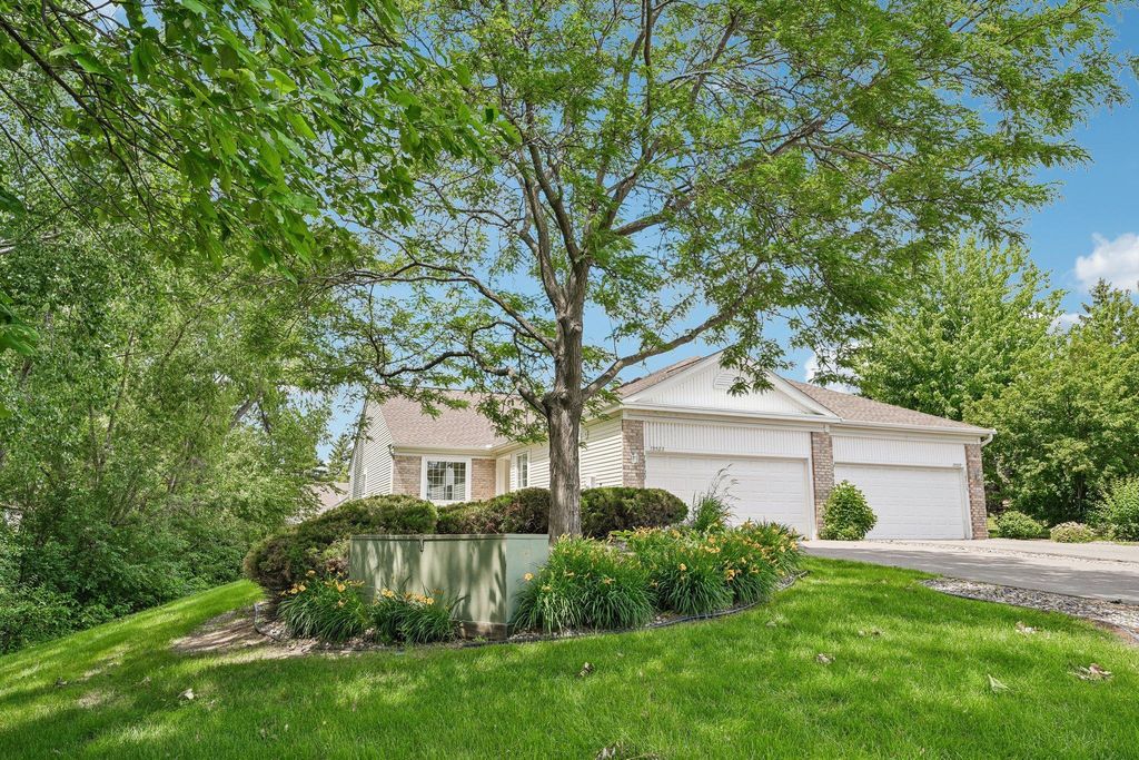 18523 Orchard Trail, Lakeville, MN 55044