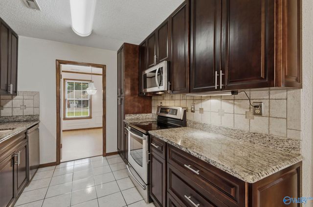 9010 Cannstatt Drive, Huntsville, AL 35802