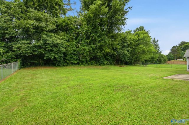 9010 Cannstatt Drive, Huntsville, AL 35802