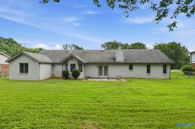 9010 Cannstatt Drive, Huntsville, AL 35802