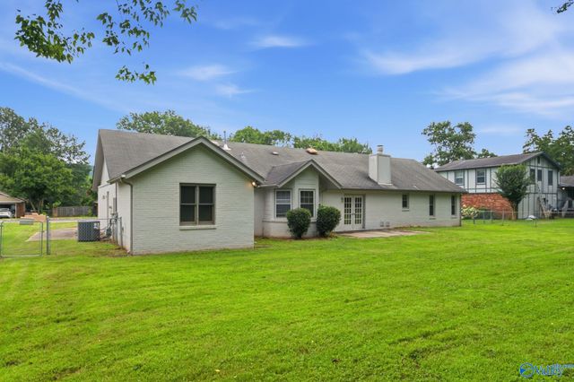 9010 Cannstatt Drive, Huntsville, AL 35802