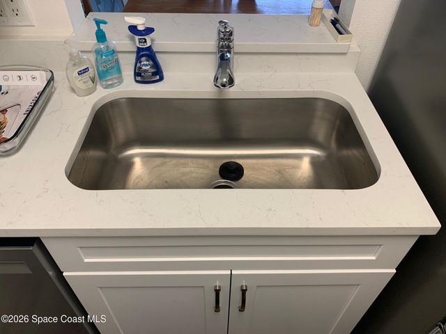 7101 Ridgewood Avenue 203, Cape Canaveral, FL 32920