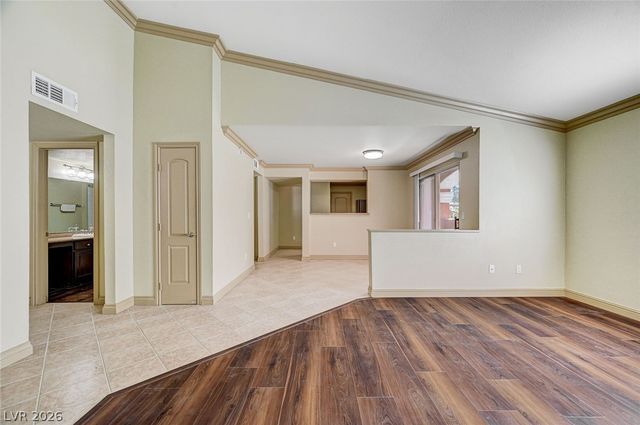 8101 West Flamingo Road 2136, Las Vegas, NV 89147