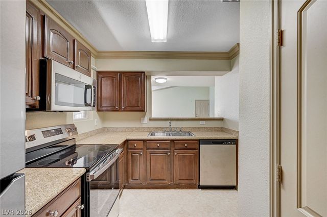 8101 West Flamingo Road 2136, Las Vegas, NV 89147