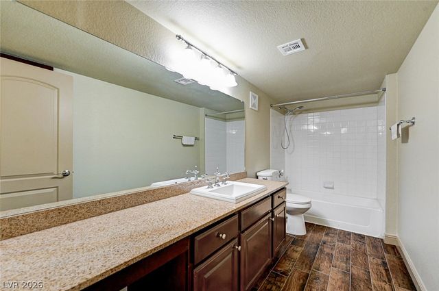 8101 West Flamingo Road 2136, Las Vegas, NV 89147
