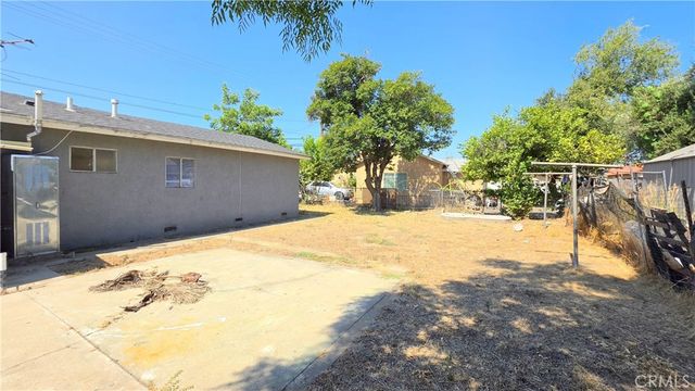 13666 Arrow Boulevard, Fontana, CA 92335
