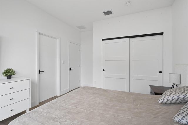 913 NE 15th Street, Fort Lauderdale, FL 33304