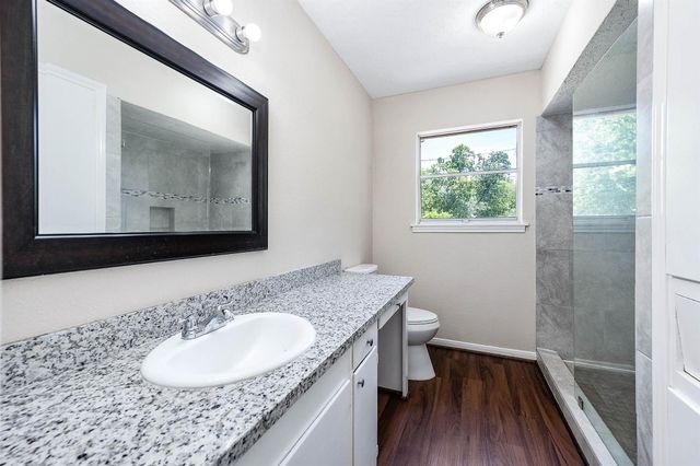 1822 Meadowview Drive, Alvin, TX 77511