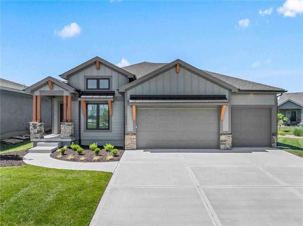 15382 162nd Street, Olathe, KS 66062