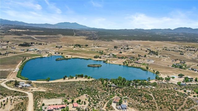 990 Crazy Horse Canyon Road, Aguanga, CA 92536
