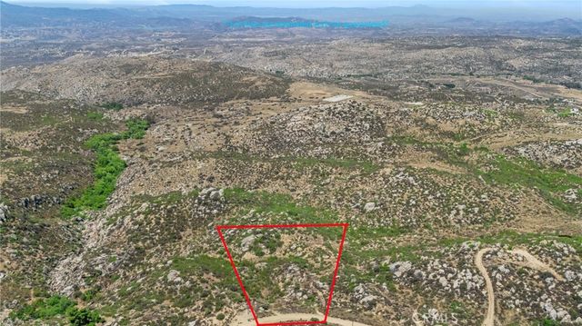 990 Crazy Horse Canyon Road, Aguanga, CA 92536