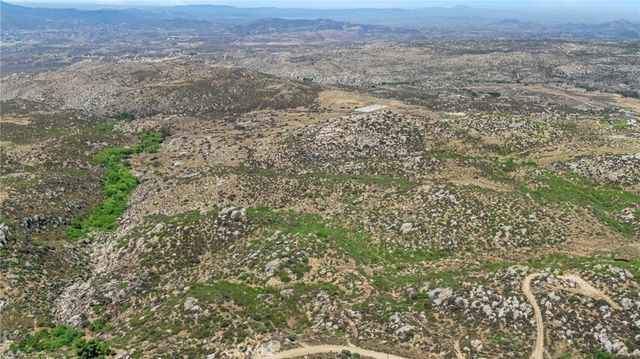 990 Crazy Horse Canyon Road, Aguanga, CA 92536