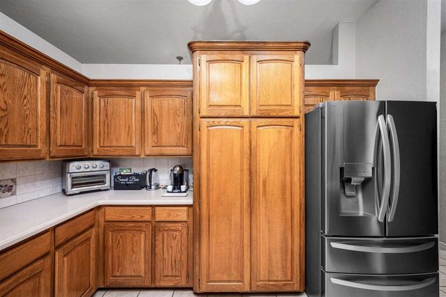 16 NW Winding Creek Rd, Lawton, OK 73505