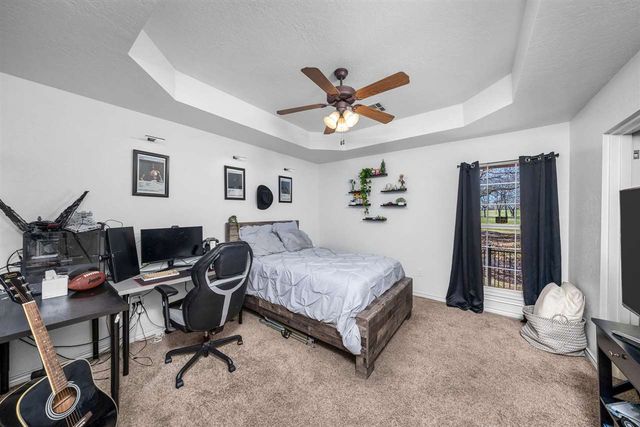 16 NW Winding Creek Rd, Lawton, OK 73505