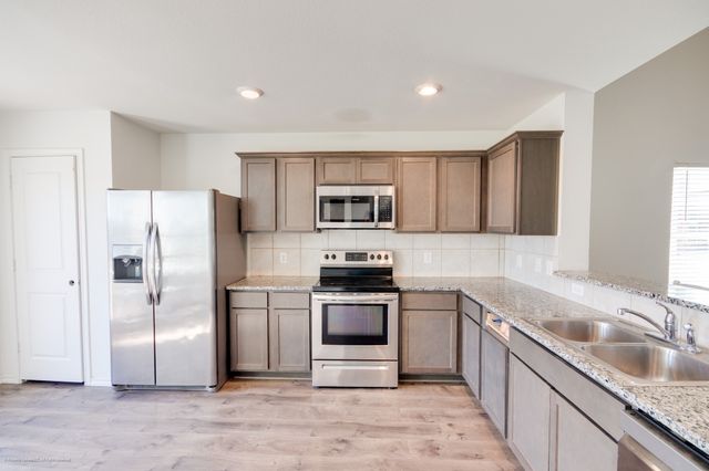 2138 Brisbon Street, Fate, TX 75189