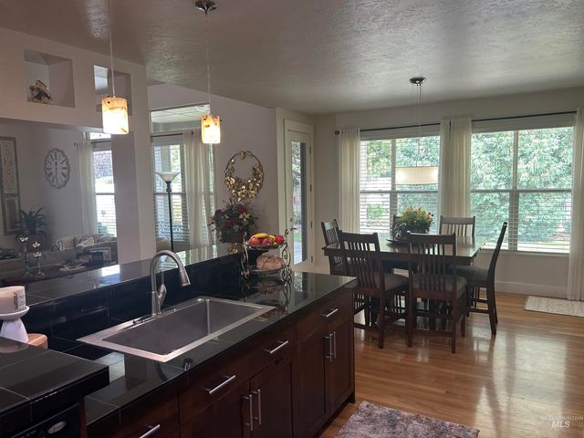 1862 W Pachino St, Meridian, ID 83646