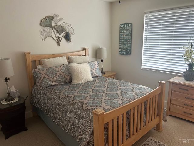 1862 W Pachino St, Meridian, ID 83646