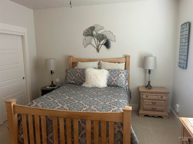 1862 W Pachino St, Meridian, ID 83646