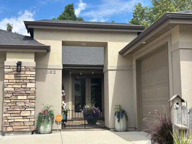 1862 W Pachino St, Meridian, ID 83646