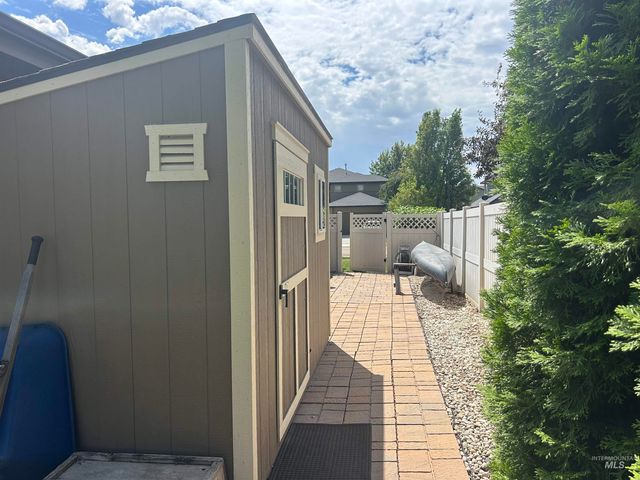 1862 W Pachino St, Meridian, ID 83646