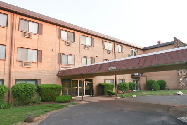 725 W Dempster Street 308, Des Plaines, IL 60016