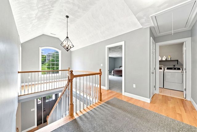 25 Essex St, Middleton, MA 01949