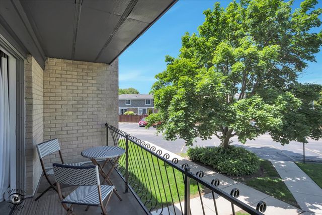 11124 S 84TH Avenue 2A, Palos Hills, IL 60465
