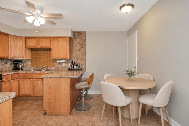 11124 S 84TH Avenue 2A, Palos Hills, IL 60465