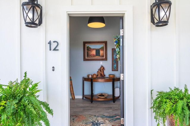 12 Tiki Circle, Tiki Island, TX 77554
