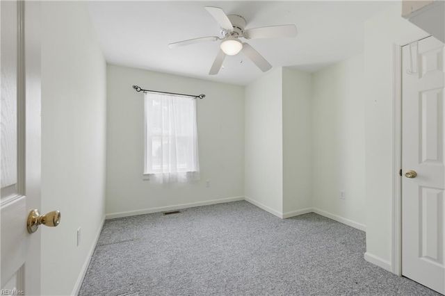 6 Thornrose AVE, Hampton, VA 23669