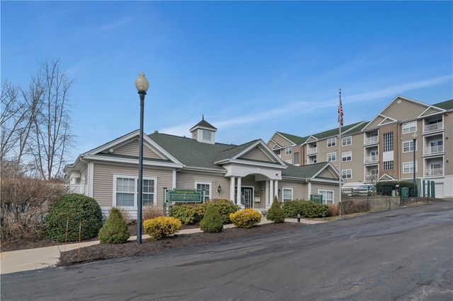 90 Mill Street 202, Woonsocket, RI 02895