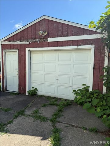 81 Roberts Avenue, Buffalo, NY 14206