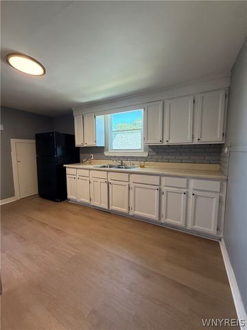 81 Roberts Avenue, Buffalo, NY 14206