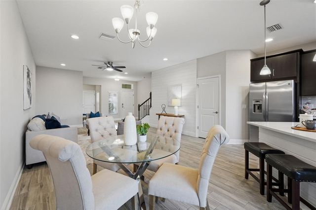30183 SOUTHWELL LANE, Wesley Chapel, FL 33543