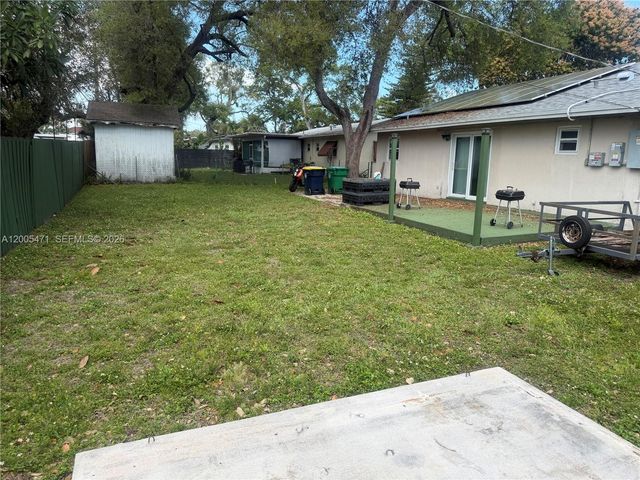 4651 SW 25th Ave, Dania Beach, FL 33312