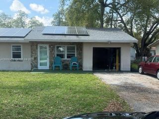 4651 SW 25th Ave, Dania Beach, FL 33312