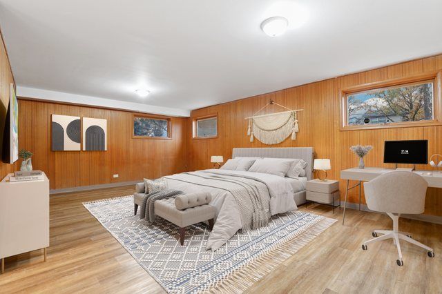 1034 Central Park Avenue, Flossmoor, IL 60422