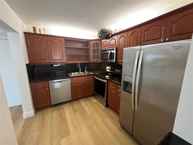 9300 SW 8th Street 422, Boca Raton, FL 33428
