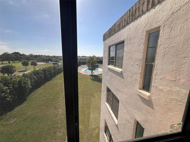 9300 SW 8th Street 422, Boca Raton, FL 33428