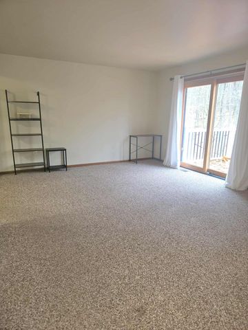 411 Peach Road, Roscommon, MI 48653