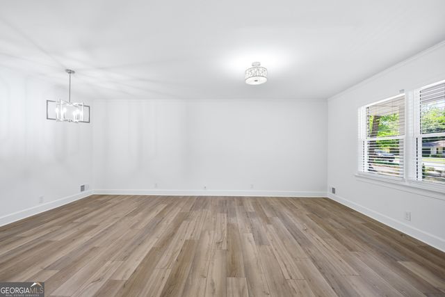46 SE Hunting Creek Drive, Marietta, GA 30068