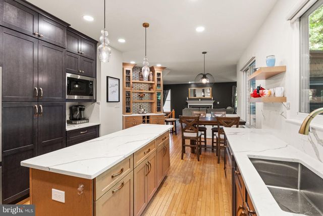 21244 BULLRUSH PL, Sterling, VA 20164