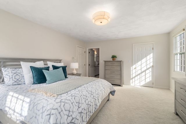 74 Flint Locke Lane, Medfield, MA 02052