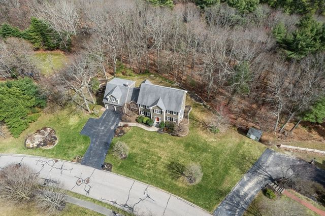 74 Flint Locke Lane, Medfield, MA 02052