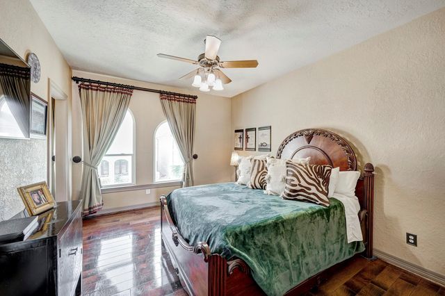 1410 Oceanside Lane, League City, TX 77573