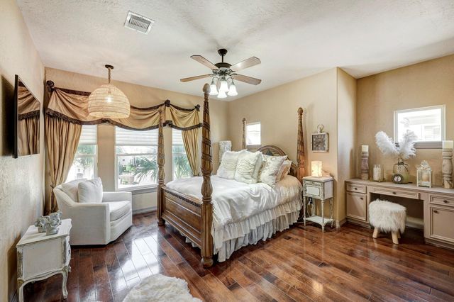 1410 Oceanside Lane, League City, TX 77573