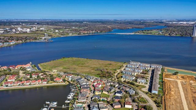 1410 Oceanside Lane, League City, TX 77573